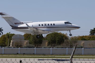 Hawker 800XP N694ES