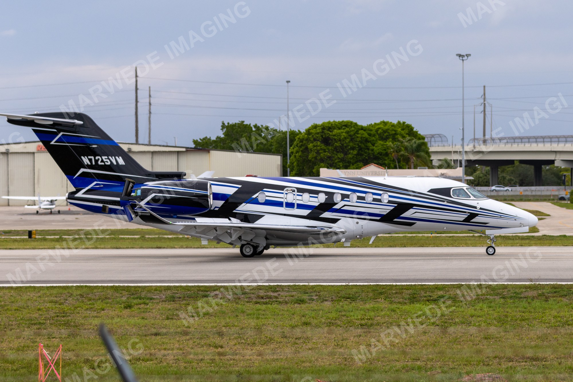 Cessna Citation Longitude N725VM photographed at KBCT on 2025-05-11