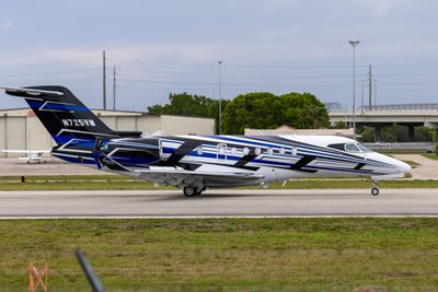 Cessna Citation Longitude N725VM