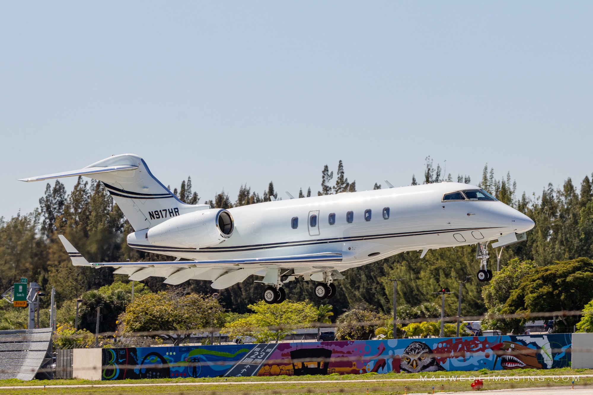 Bombardier Challenger 300 N917HR photographed at Boca Raton Airport (KBCT) on March 22, 2026